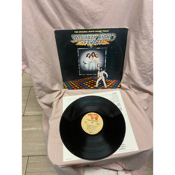 Vinyl Album. Saturday Night Fever LP Original Soundtrack RSO Records. - Picture 1 of 4